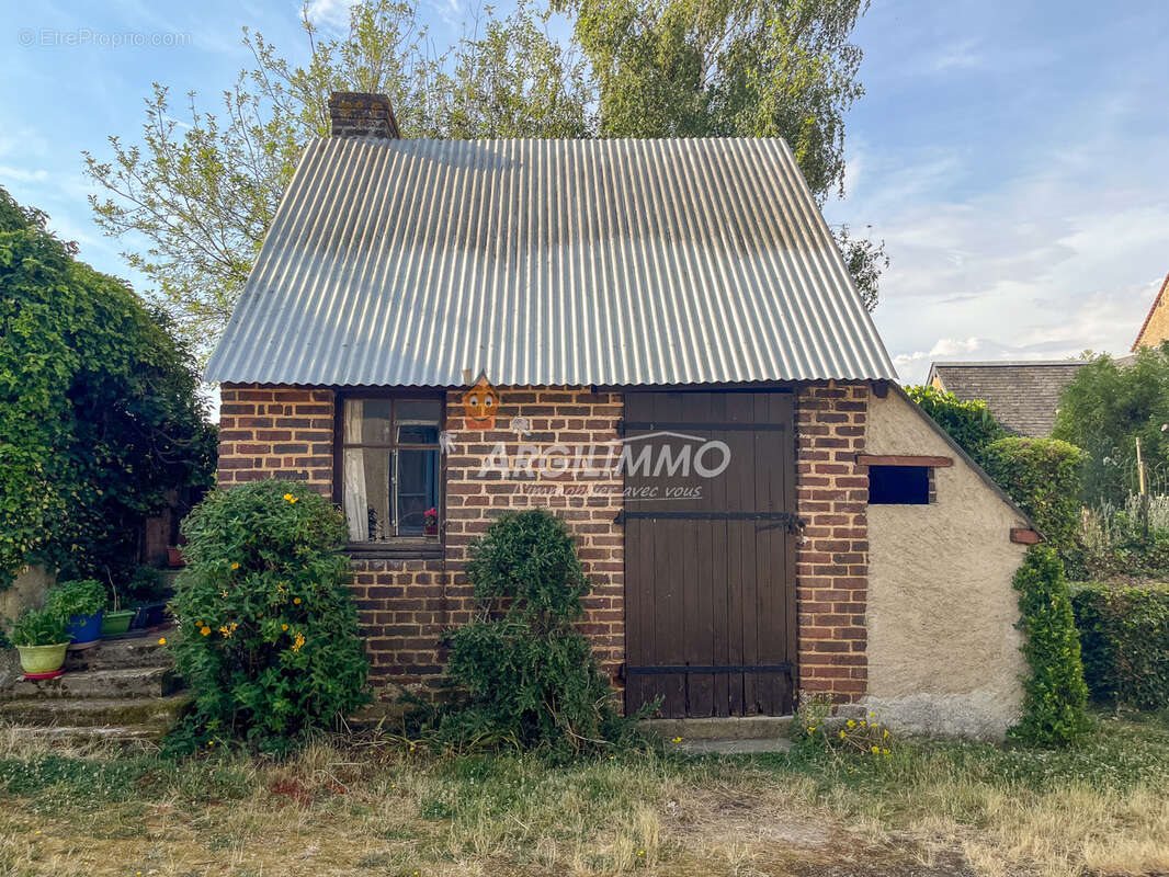 Maison à vendre, 80m², Montaillé