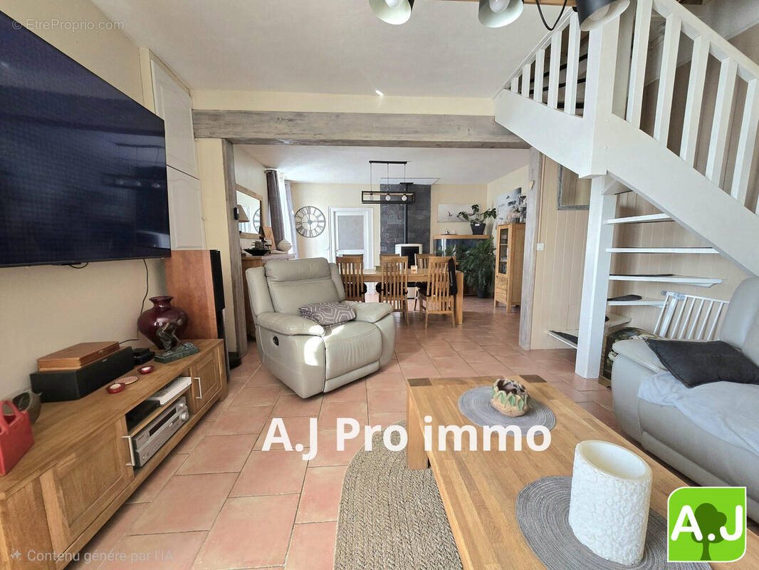 Maison à vendre, 107m², Pacy-sur-Eure