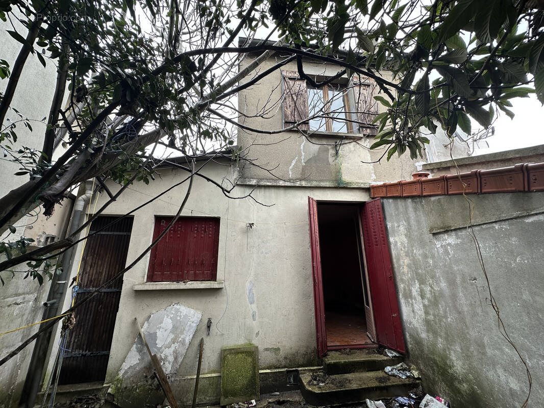 Maison à vendre, 41m², Stains