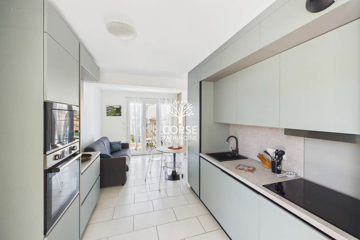 Appartement à vendre, 43m², Sari-Solenzara