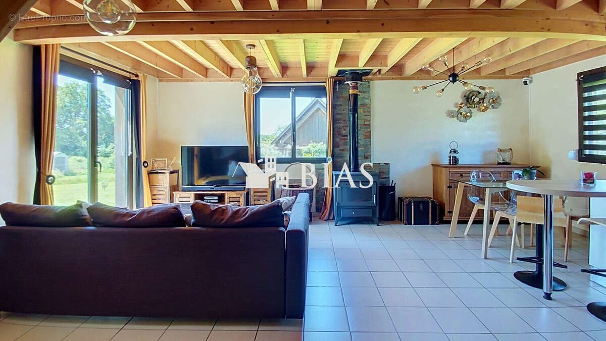 Maison à vendre, 82m², Bourg-Achard