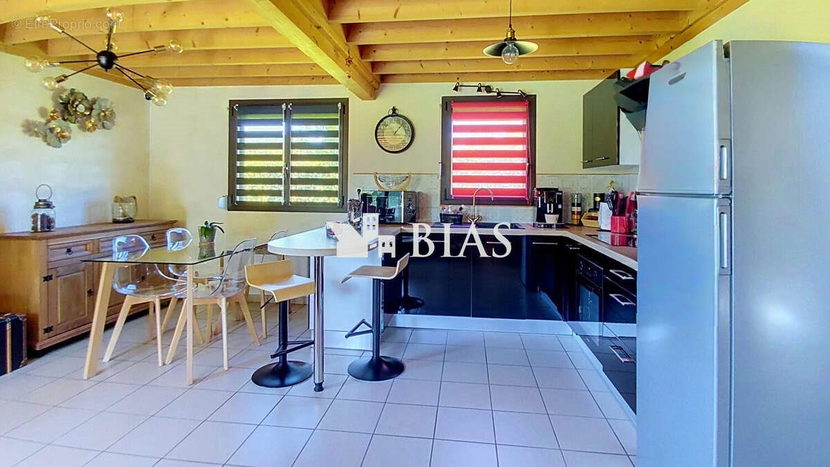 Maison à vendre, 82m², Bourg-Achard