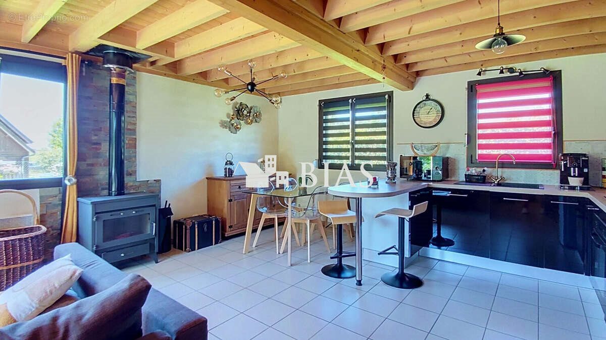 Maison à vendre, 82m², Bourg-Achard