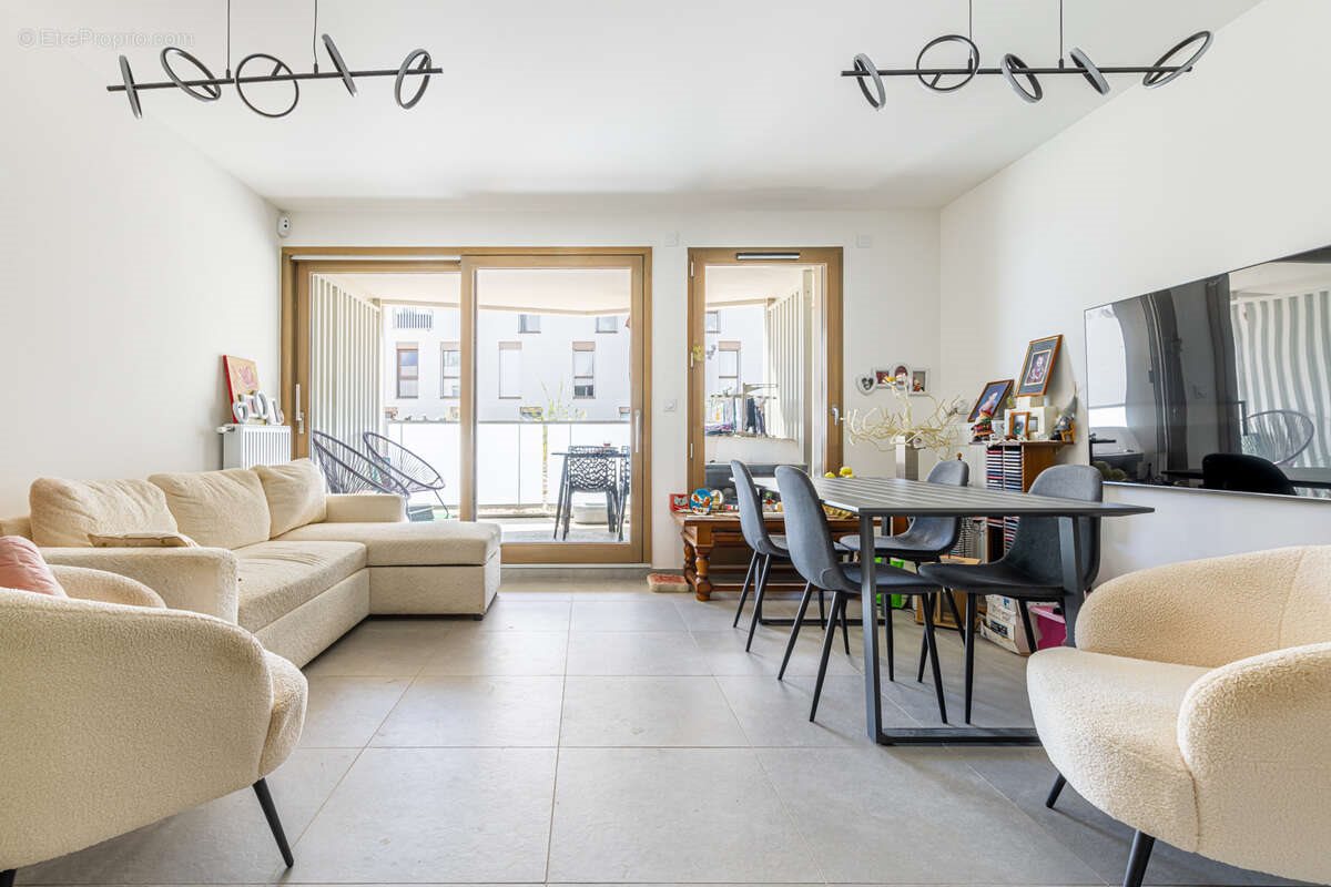 Appartement à vendre, 69m², Chavanod