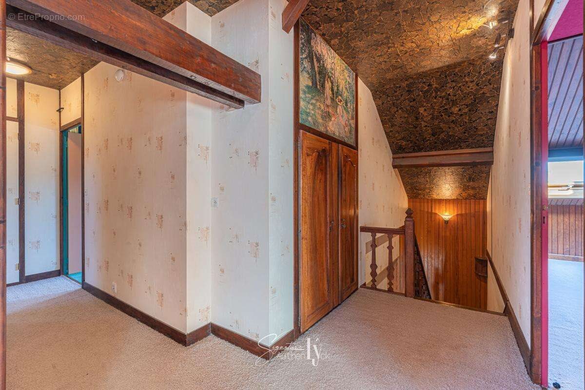 Maison à vendre, 193m², Saint-Etienne-de-Fursac
