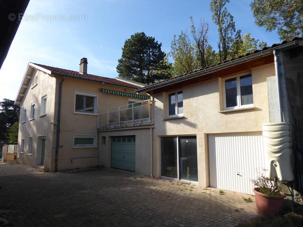 Appartement à vendre, 173m², Grigny