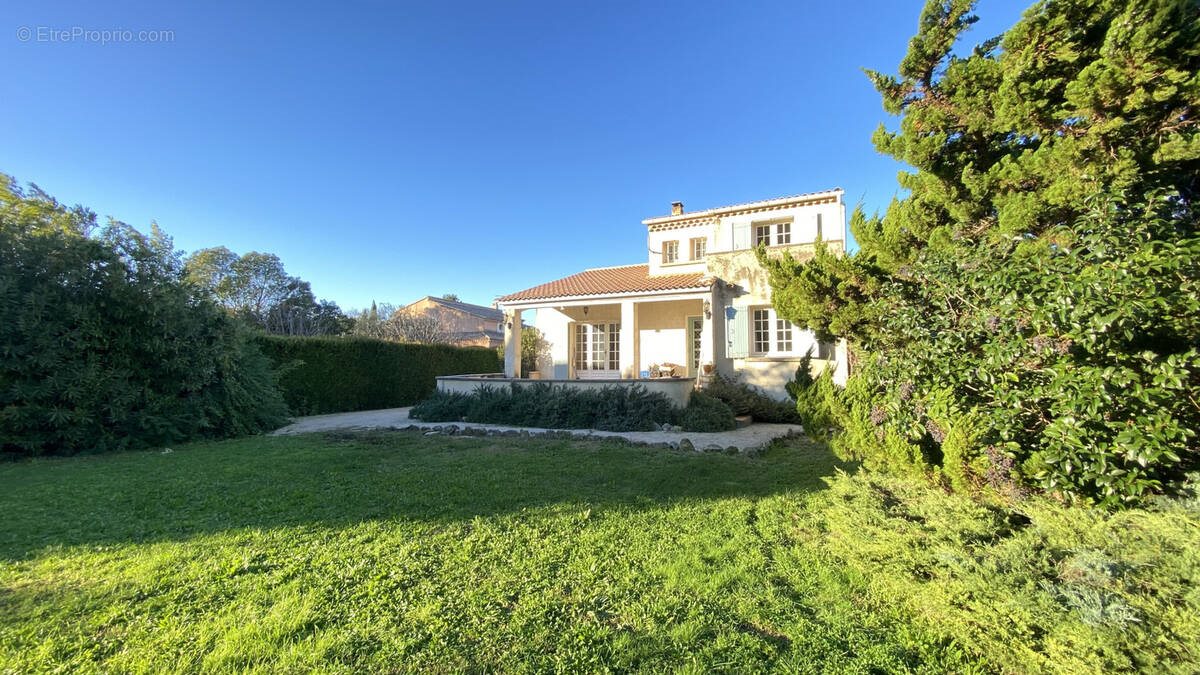 Maison à vendre, 108m², Morières-lès-Avignon