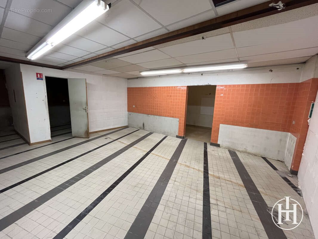 Appartement à vendre, 216m², Commentry