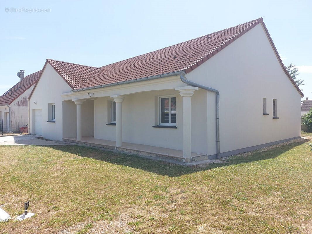 Maison à vendre, 138m², Bourges