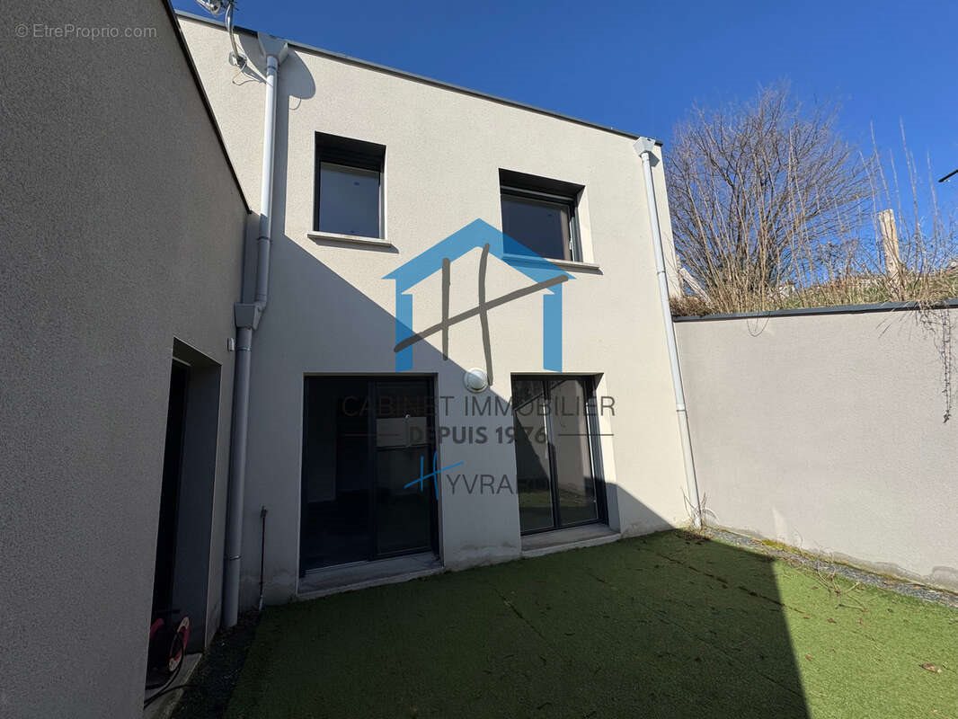 Maison à vendre, 145m², Cellieu