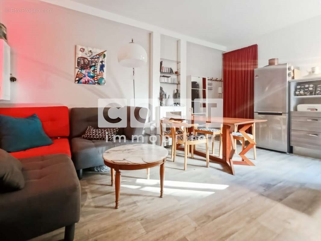 Appartement à vendre, 38m², Courbevoie