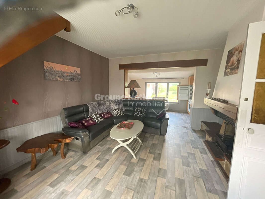 Maison à vendre, 157m², Trosly-Loire