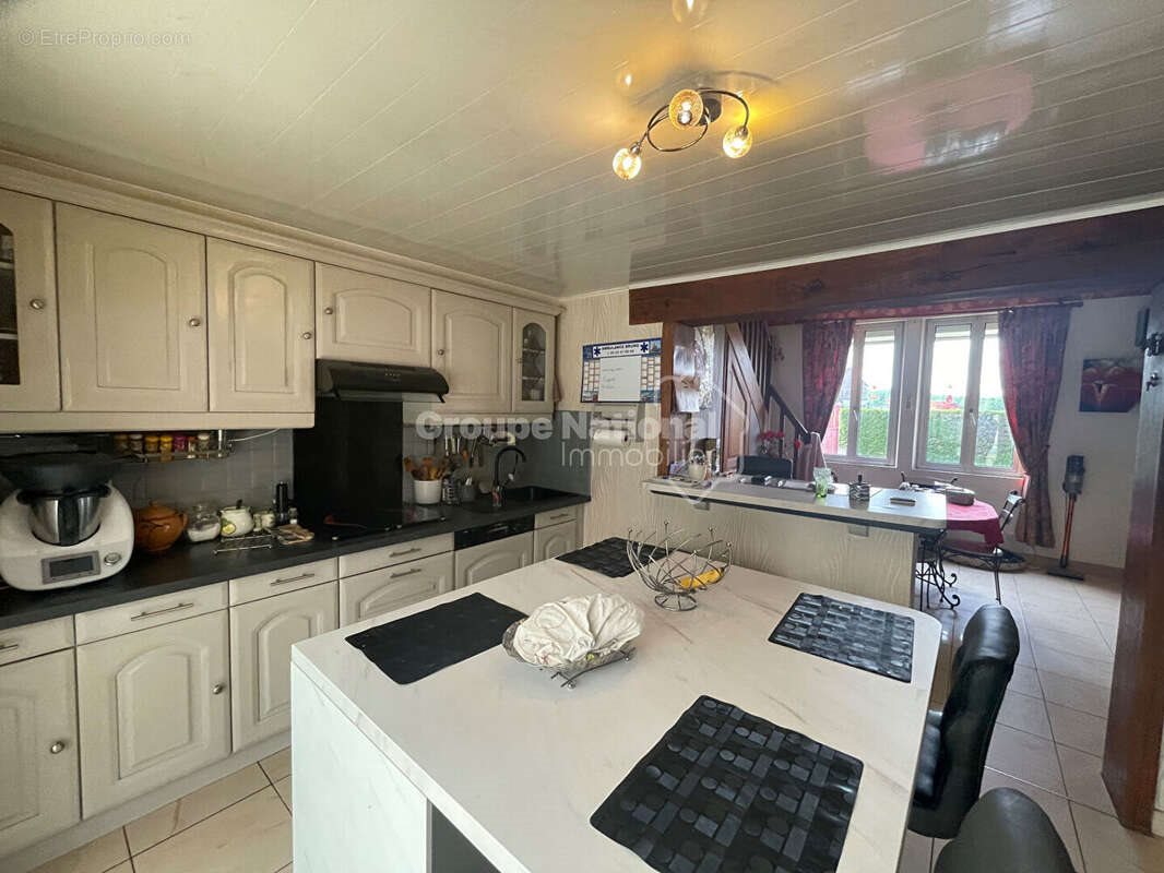 Maison à vendre, 157m², Trosly-Loire