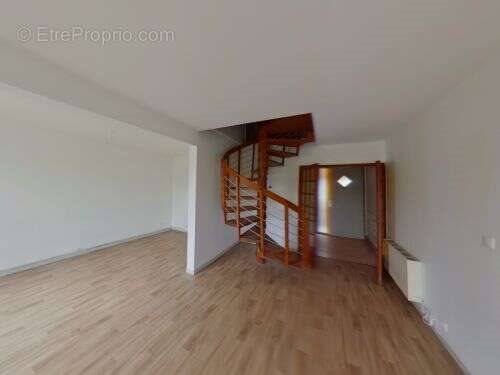 Maison à vendre, 87m², Saint-Amand-Montrond