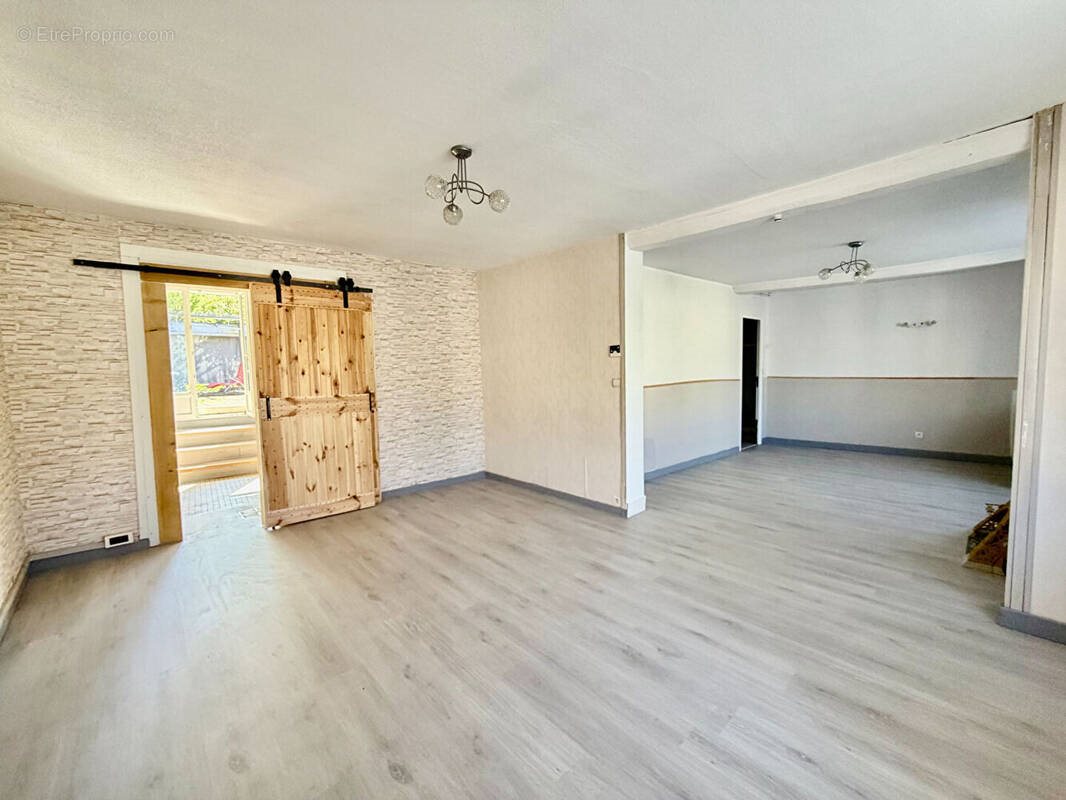 Maison à vendre, 140m², Ussy-sur-Marne