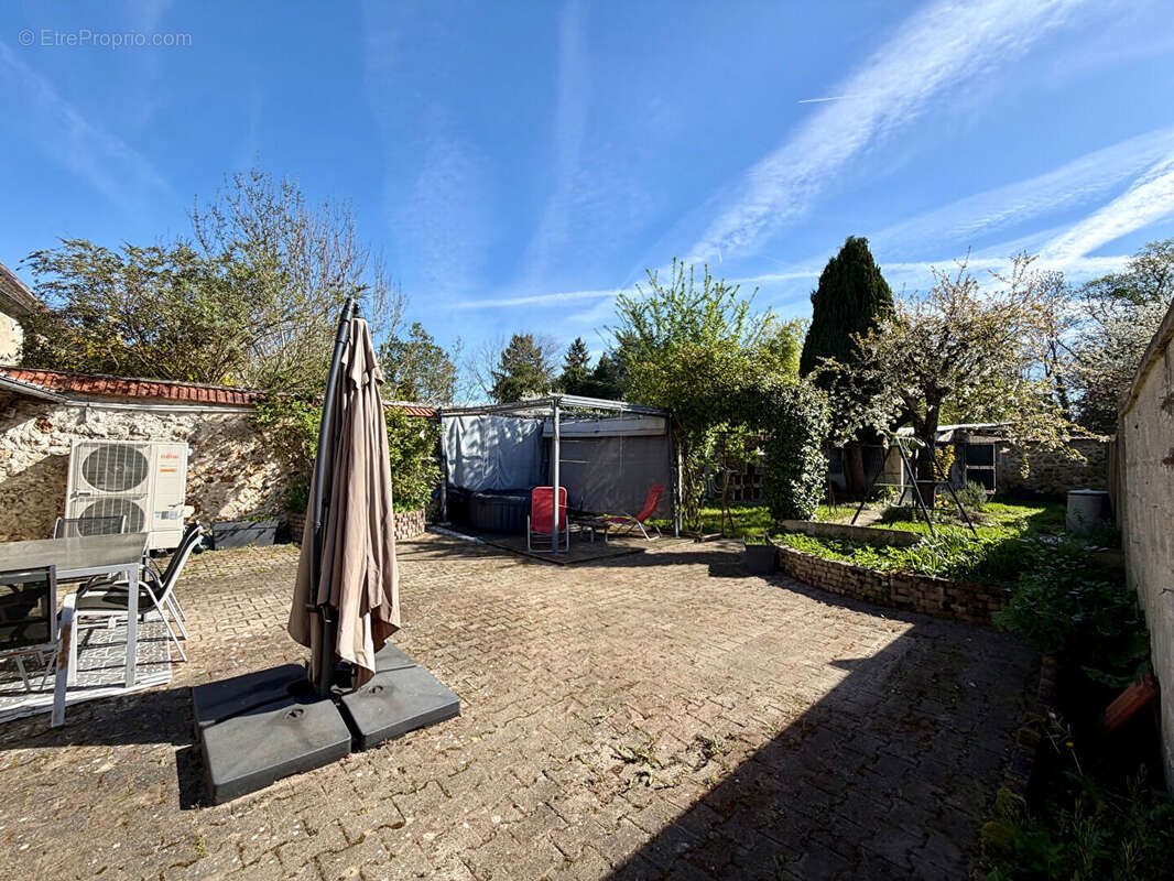 Maison à vendre, 140m², Ussy-sur-Marne