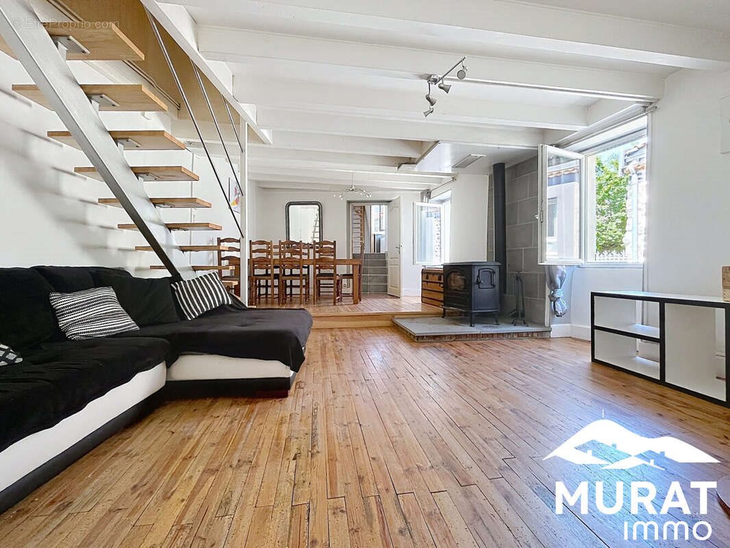 Maison à vendre, 112m², Tallende