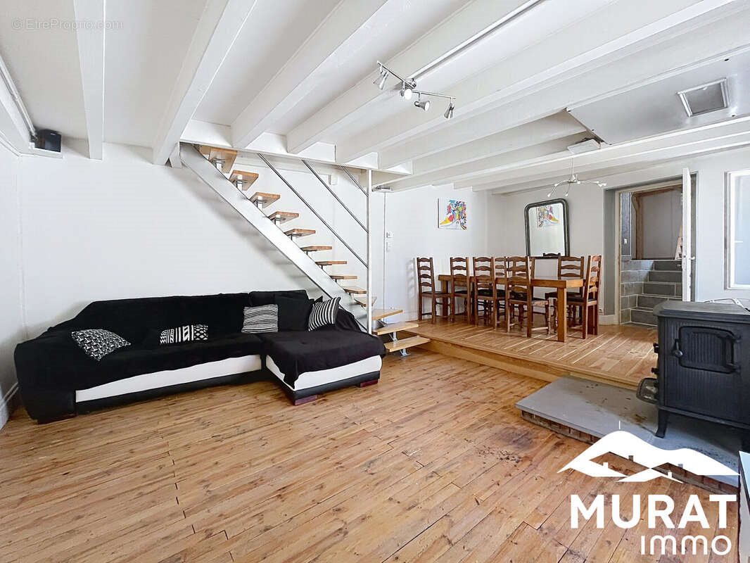 Maison à vendre, 112m², Tallende