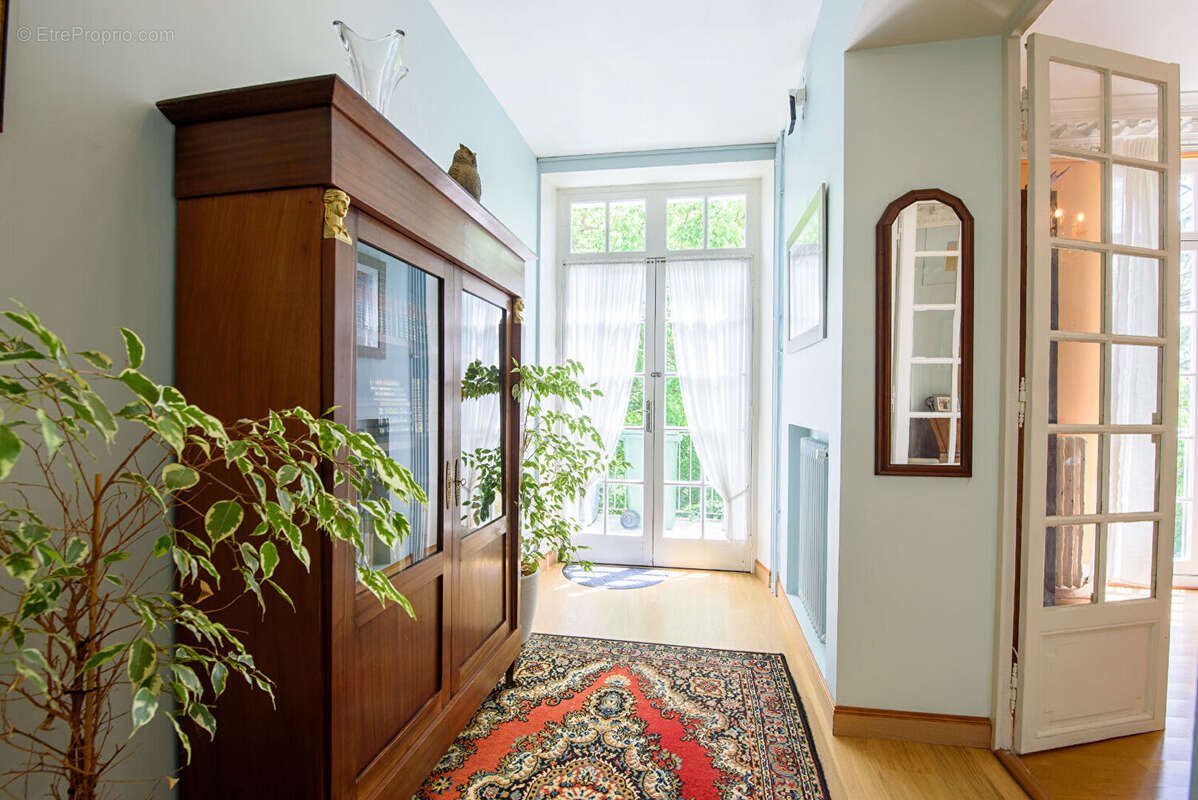Maison à vendre, 306m², Mont-de-Marsan