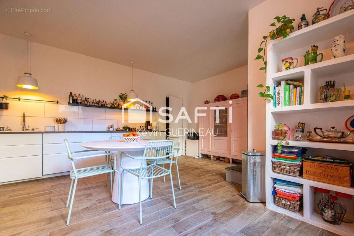 Maison à vendre, 200m², Lormont