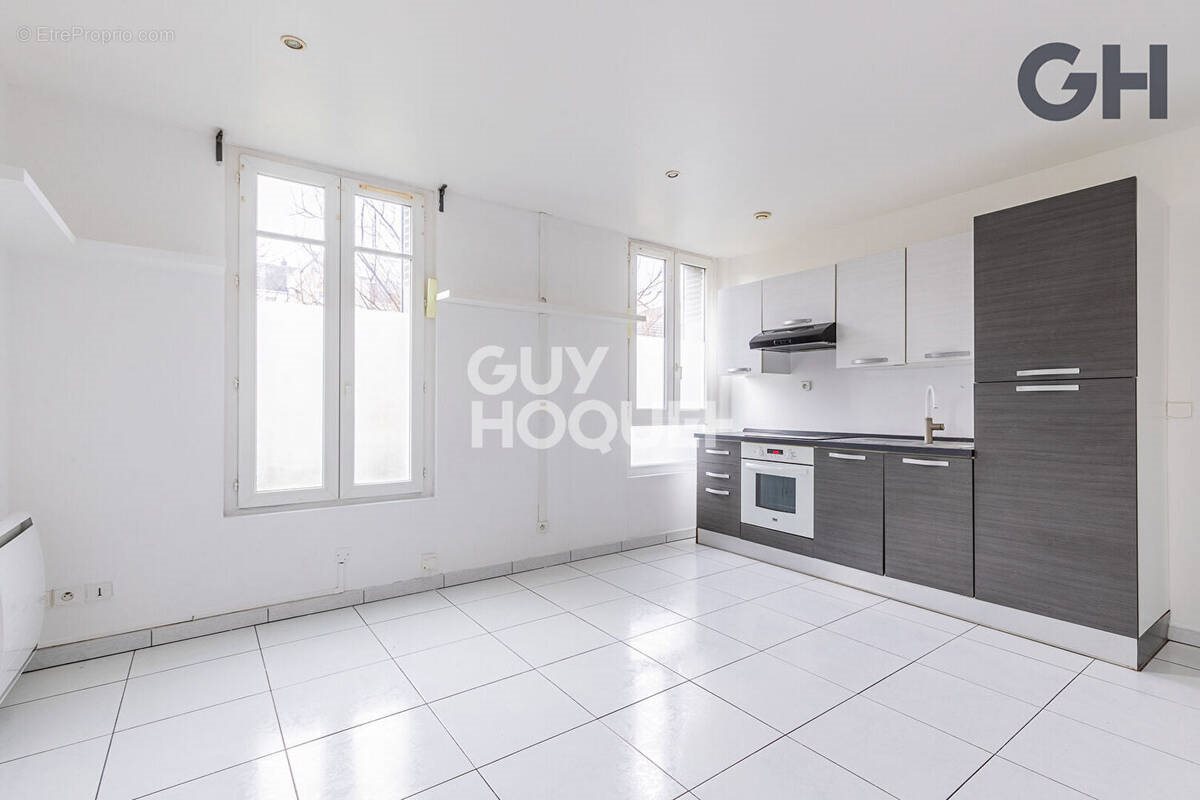 Appartement à vendre, 29m², Corbeil-Essonnes