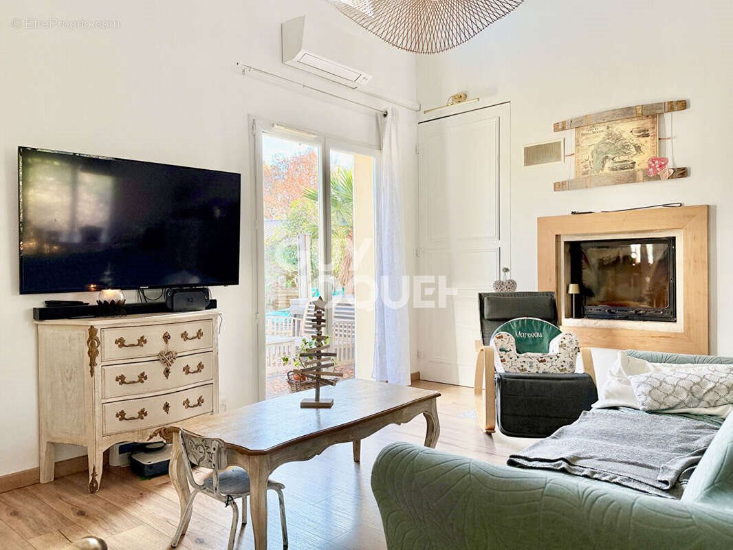 Maison à vendre, 273m², Gujan-Mestras