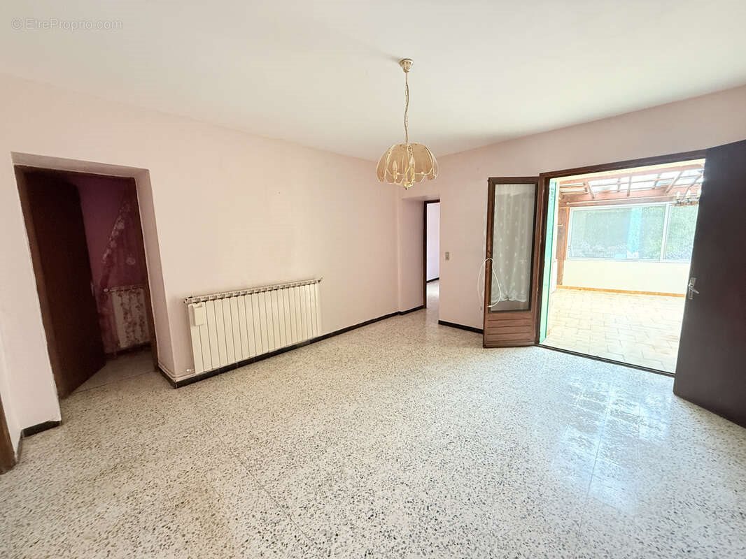 Maison à vendre, 90m², Arre