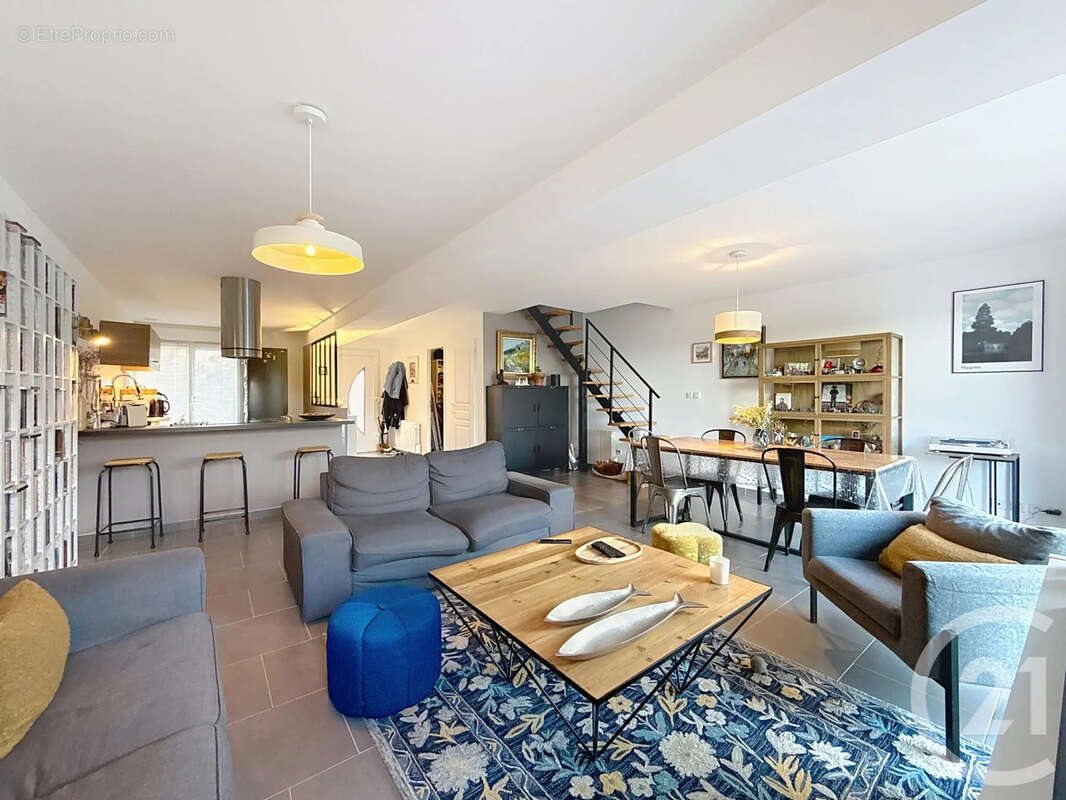 Appartement à vendre, 132m², Buchères