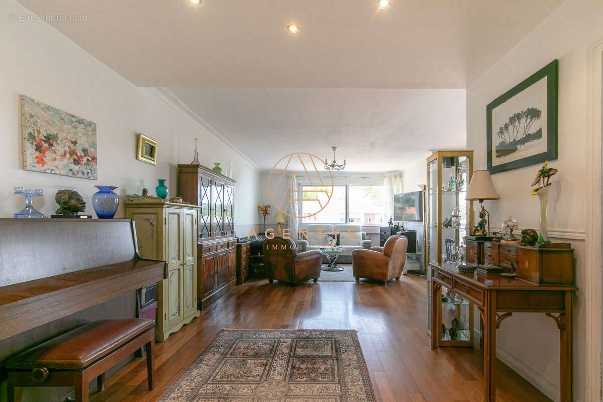 Appartement à vendre, 100m², Saint-Maur-des-Fossés