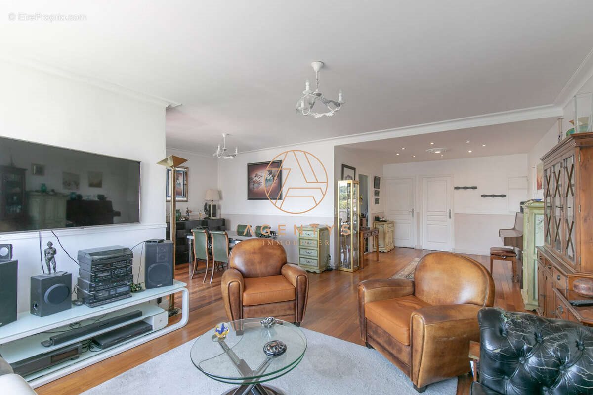Appartement à vendre, 100m², Saint-Maur-des-Fossés