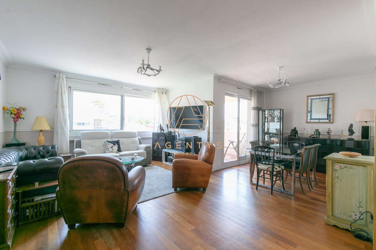 Appartement à vendre, 100m², Saint-Maur-des-Fossés