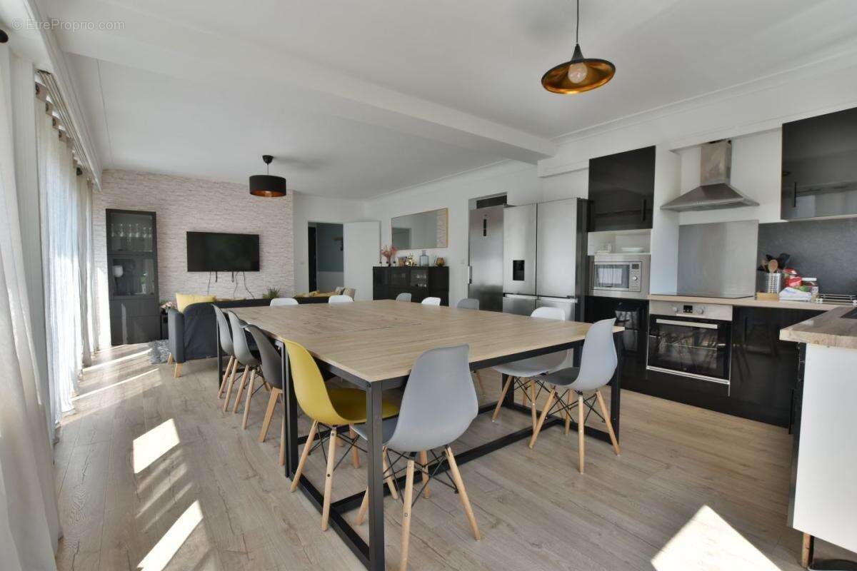 Maison à vendre, 182m², Cholet