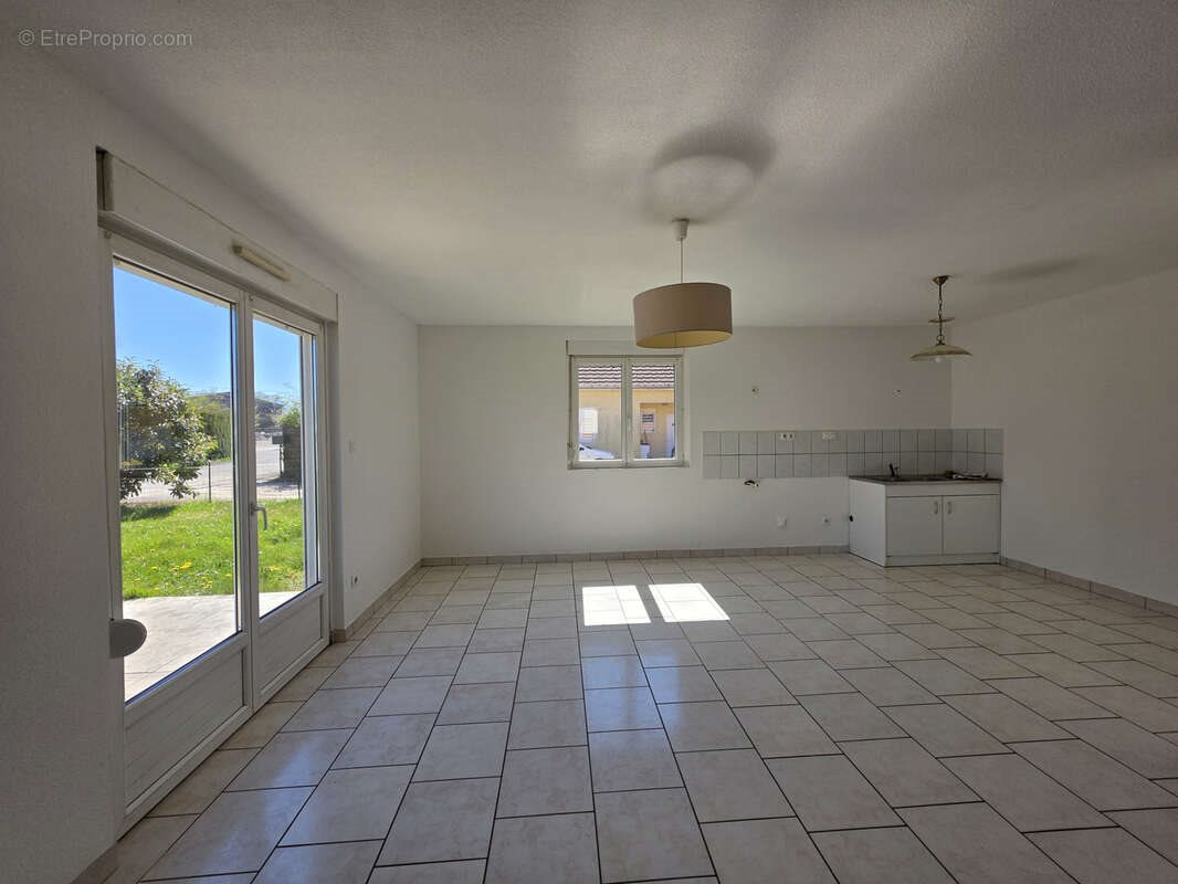 Maison à vendre, 130m², Lure