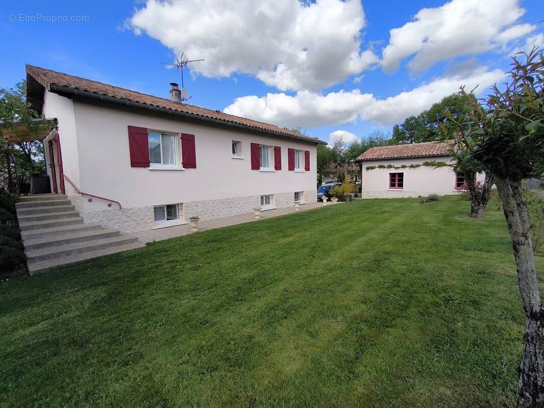 Maison à vendre, 104m², Chaillac-sur-Vienne
