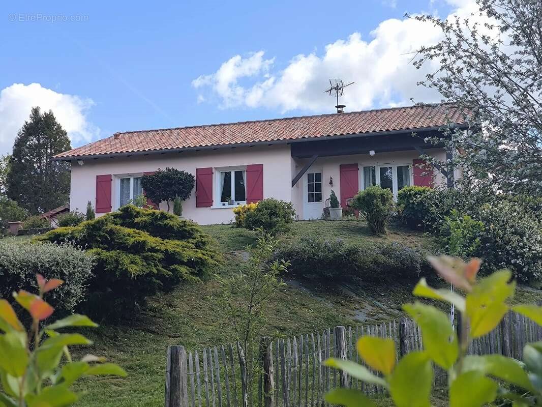 Maison à vendre, 104m², Chaillac-sur-Vienne