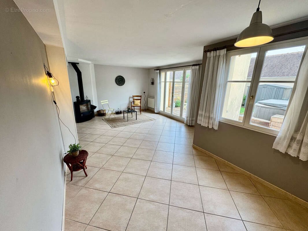 Maison à vendre, 102m², Houdan