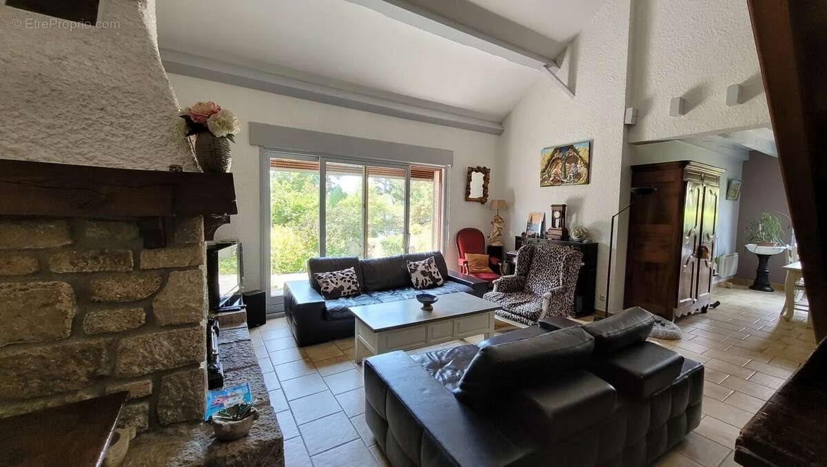 Maison à vendre, 151m², Le Chambon-sur-Lignon