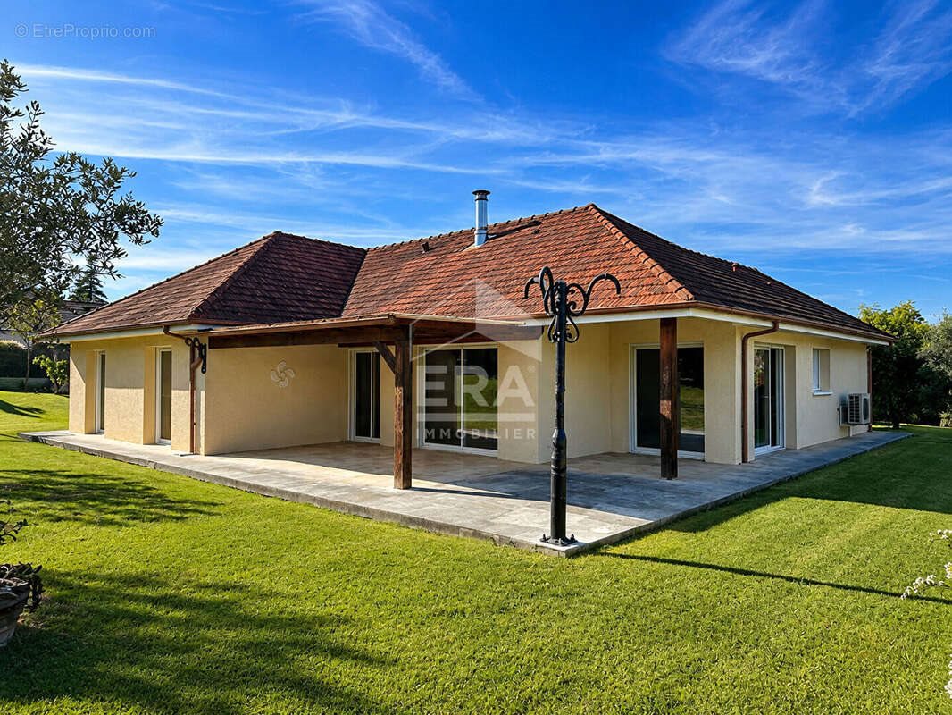 Maison à vendre, 131m², Ogeu-les-Bains