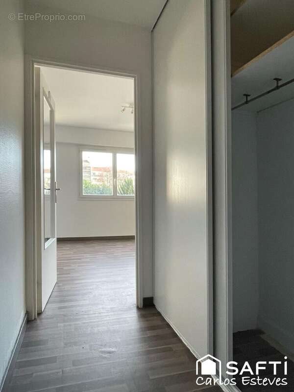 Appartement à vendre, 28m², Créteil