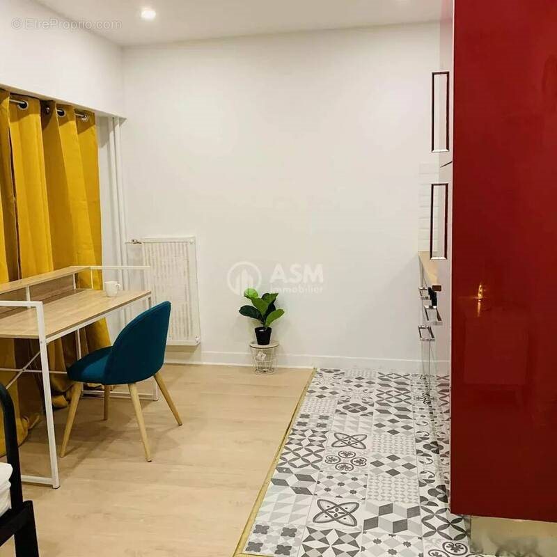 Appartement à vendre, 18m², Courbevoie