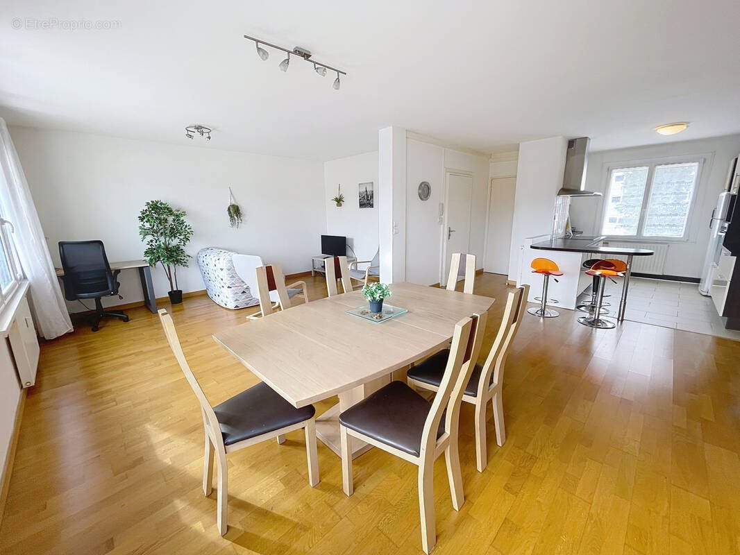 Appartement à vendre, 76m², Montbéliard