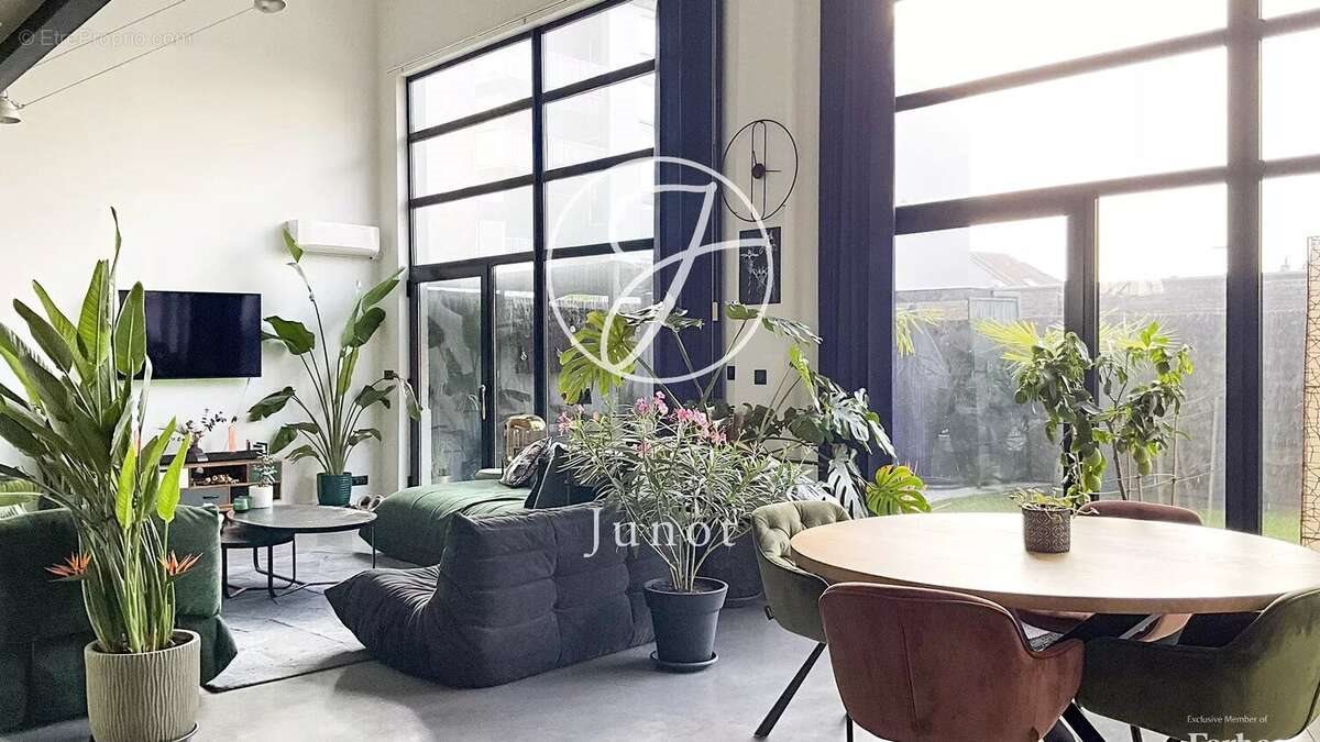 Appartement à vendre, 185m², Croix