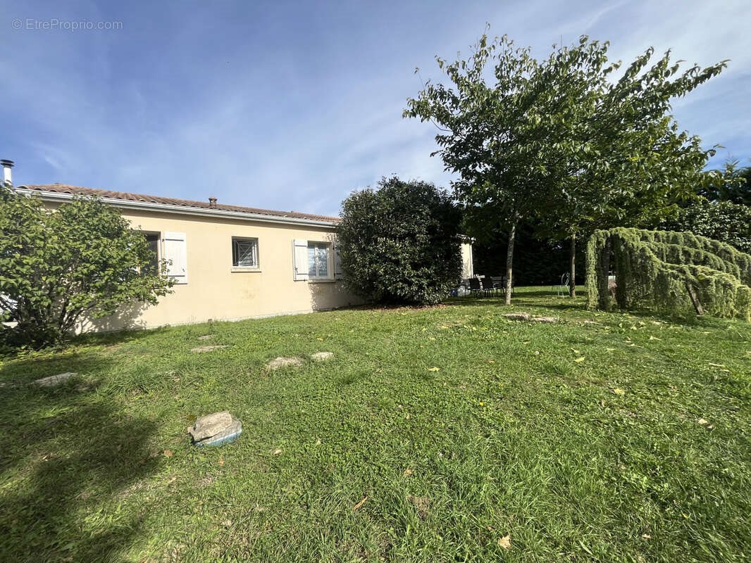 Maison à vendre, 115m², Villejoubert