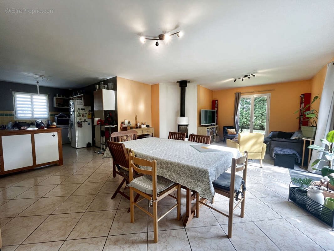 Maison à vendre, 115m², Villejoubert
