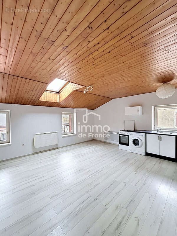 Appartement à vendre, 37m², Oyonnax