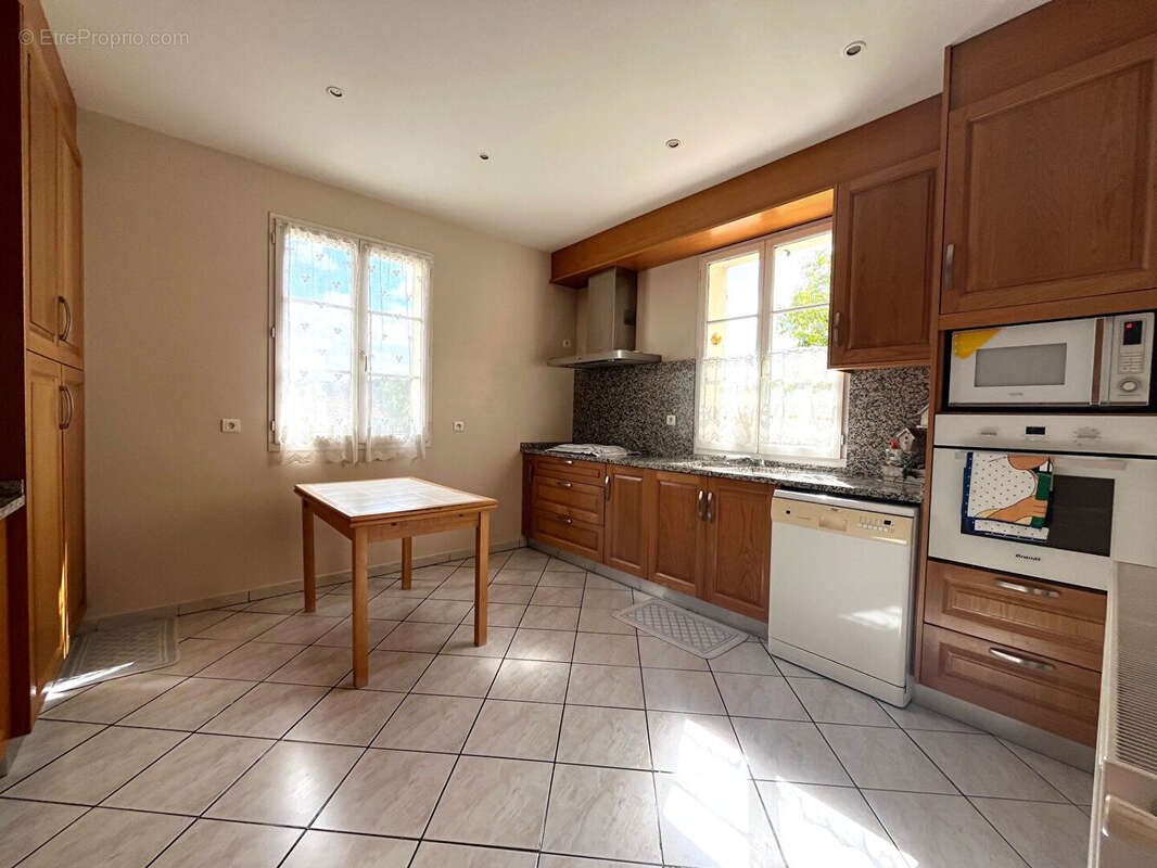 Maison à vendre, 182m², Précy-sur-Oise