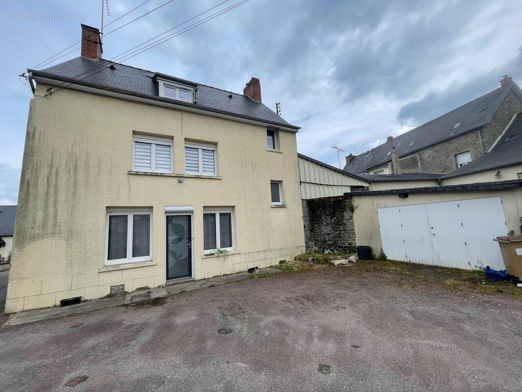 Maison à vendre, 90m², Aron