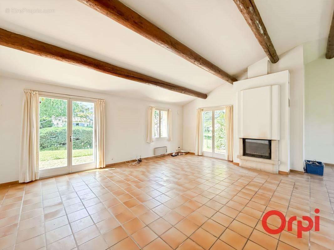 Maison à vendre, 150m², Jouques