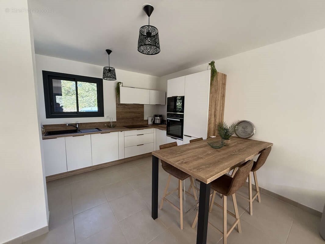 Appartement à vendre, 74m², Bonifacio