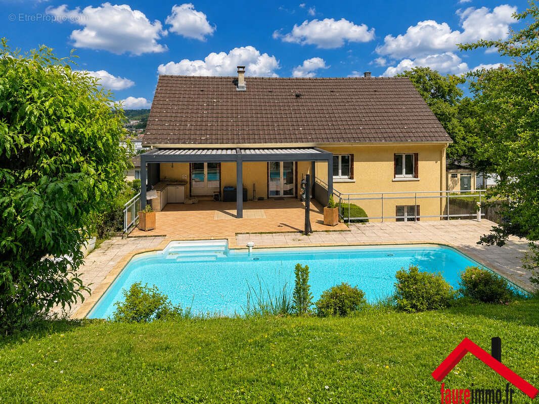 Maison à vendre, 190m², Brive-la-Gaillarde